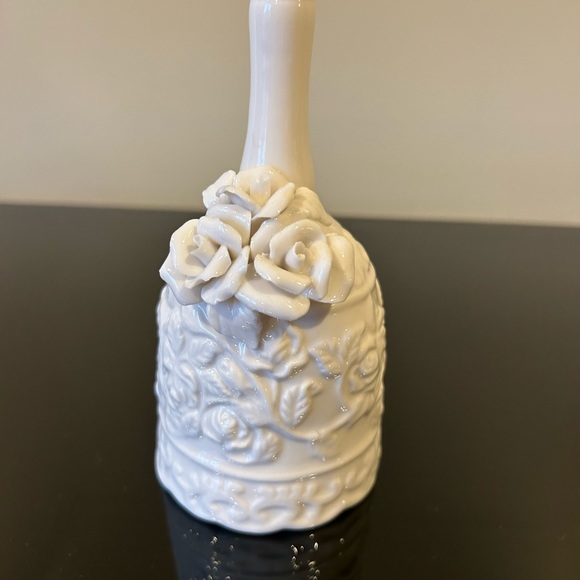 Ceramic Hand Bell - Picture 1 of 3